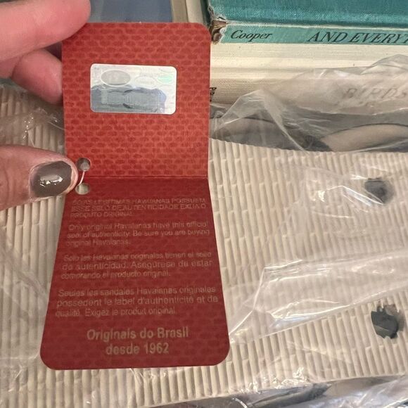 Havaianas Stranger Things Thong Flip Flops Size 13 Eur 47/48 Netflix. NWT photo - Picture 5 of 7